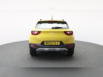 Used Kia Stonic 2023 for sale - 77785493: Photo