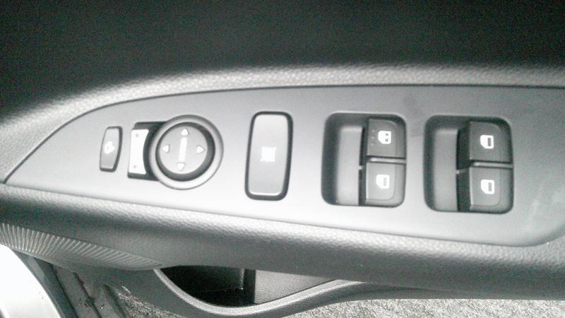 Used Kia Stonic 2024 for sale - 77613620: Photo 12