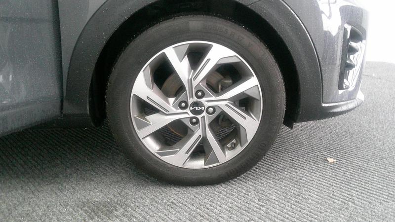 Used Kia Stonic 2023 for sale - 77613621: Photo 24