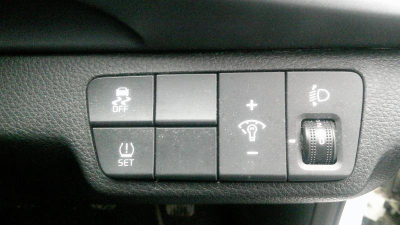 Used Kia Stonic 2020 for sale - 77476871: Photo 13