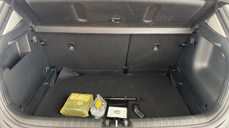 Used Kia Stonic 2024 for sale - 77157337: Photo 13