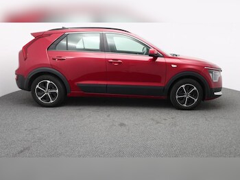 Used Kia Niro 2023 for sale - 78685600: Photo