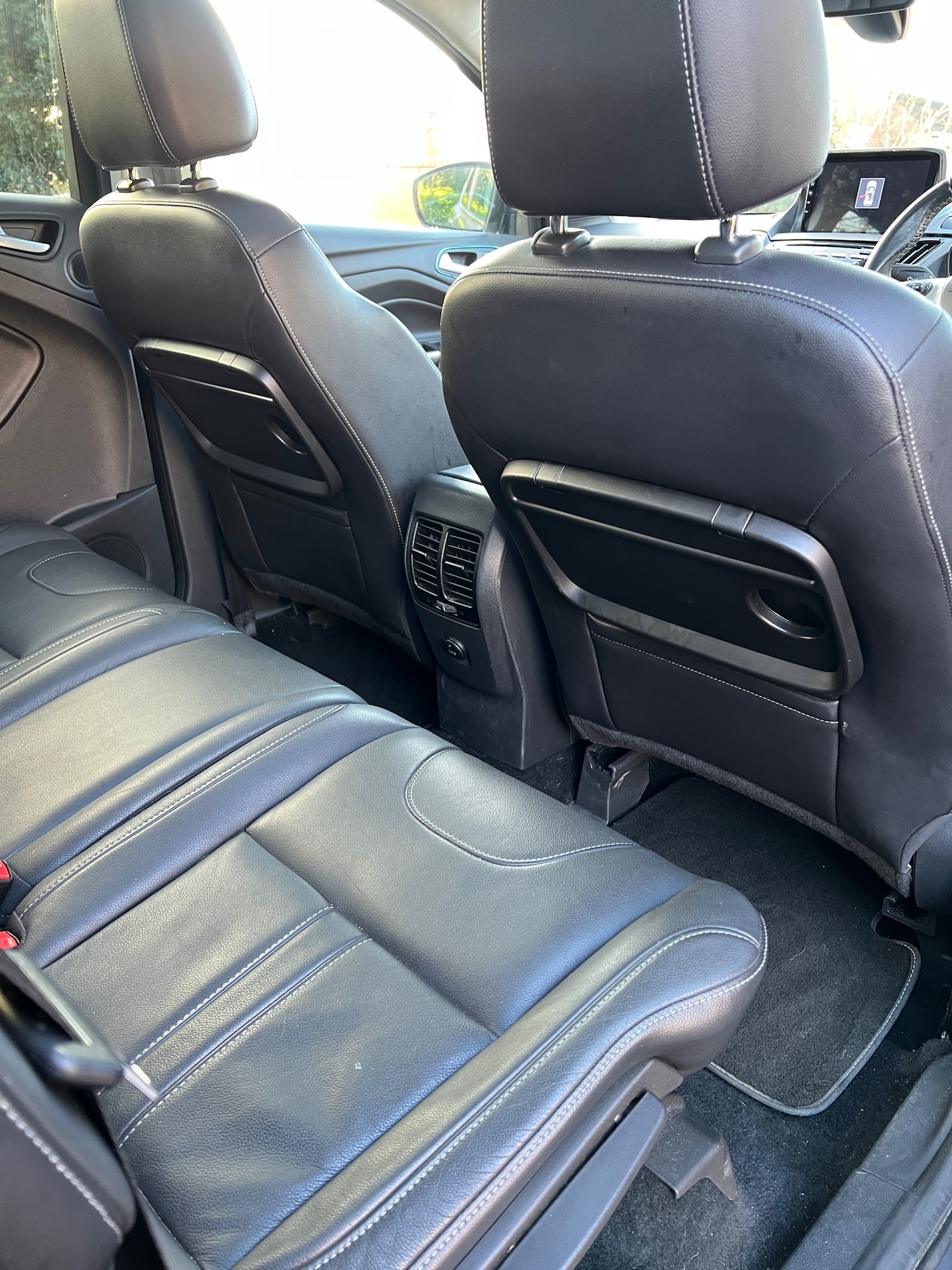 Used Ford Kuga 2014 for sale - 77013260: Photo 15