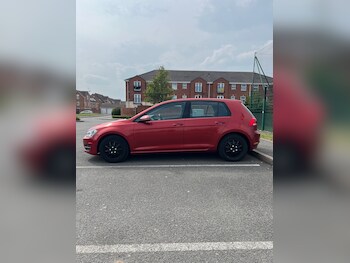 Used Volkswagen Golf 2013 for sale - 77898884: Photo