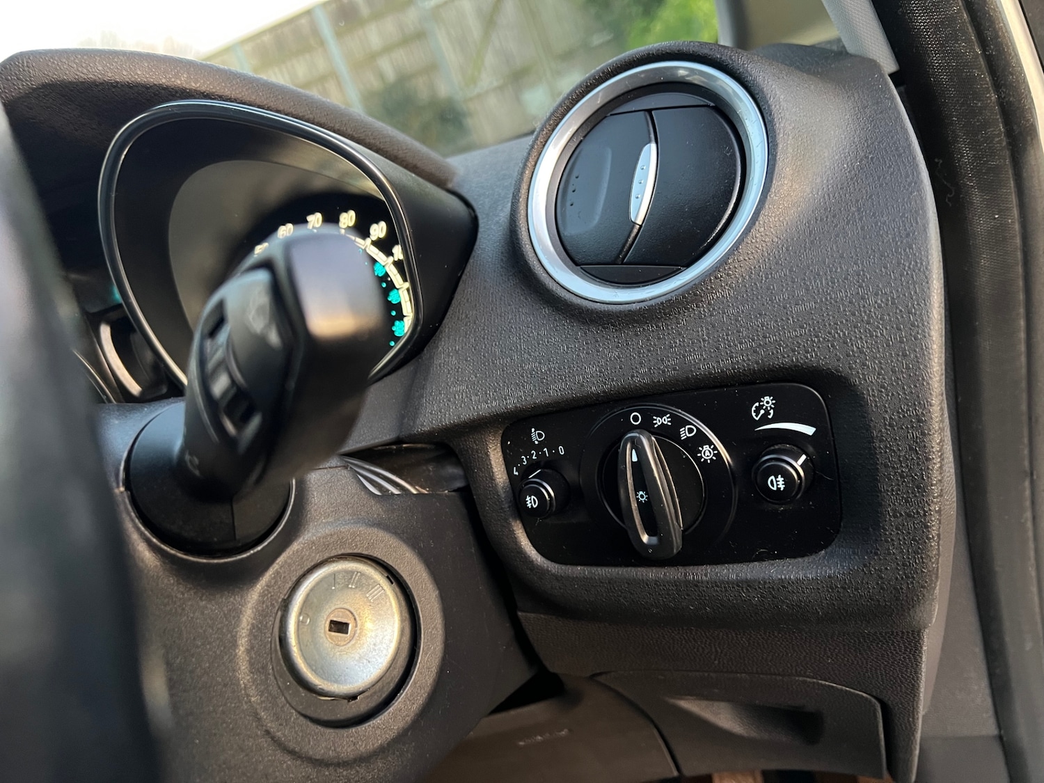 Used Ford Fiesta 2016 for sale - 76980348: Photo 12