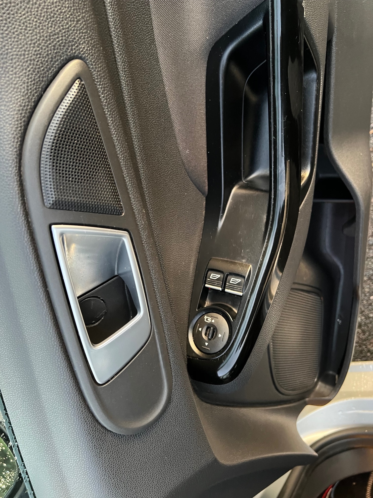 Used Ford Fiesta 2016 for sale - 76980348: Photo 15