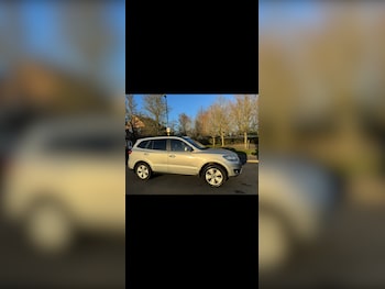 Used Hyundai Santa Fe 2012 for sale - 77053930: Photo