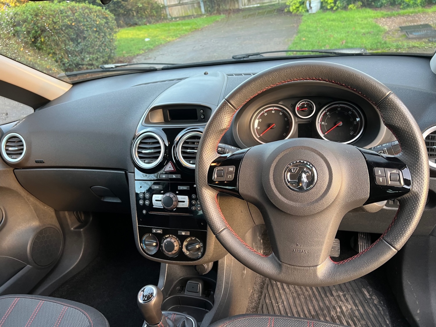 Used Vauxhall Corsa 2012 for sale - 76982519: Photo 13