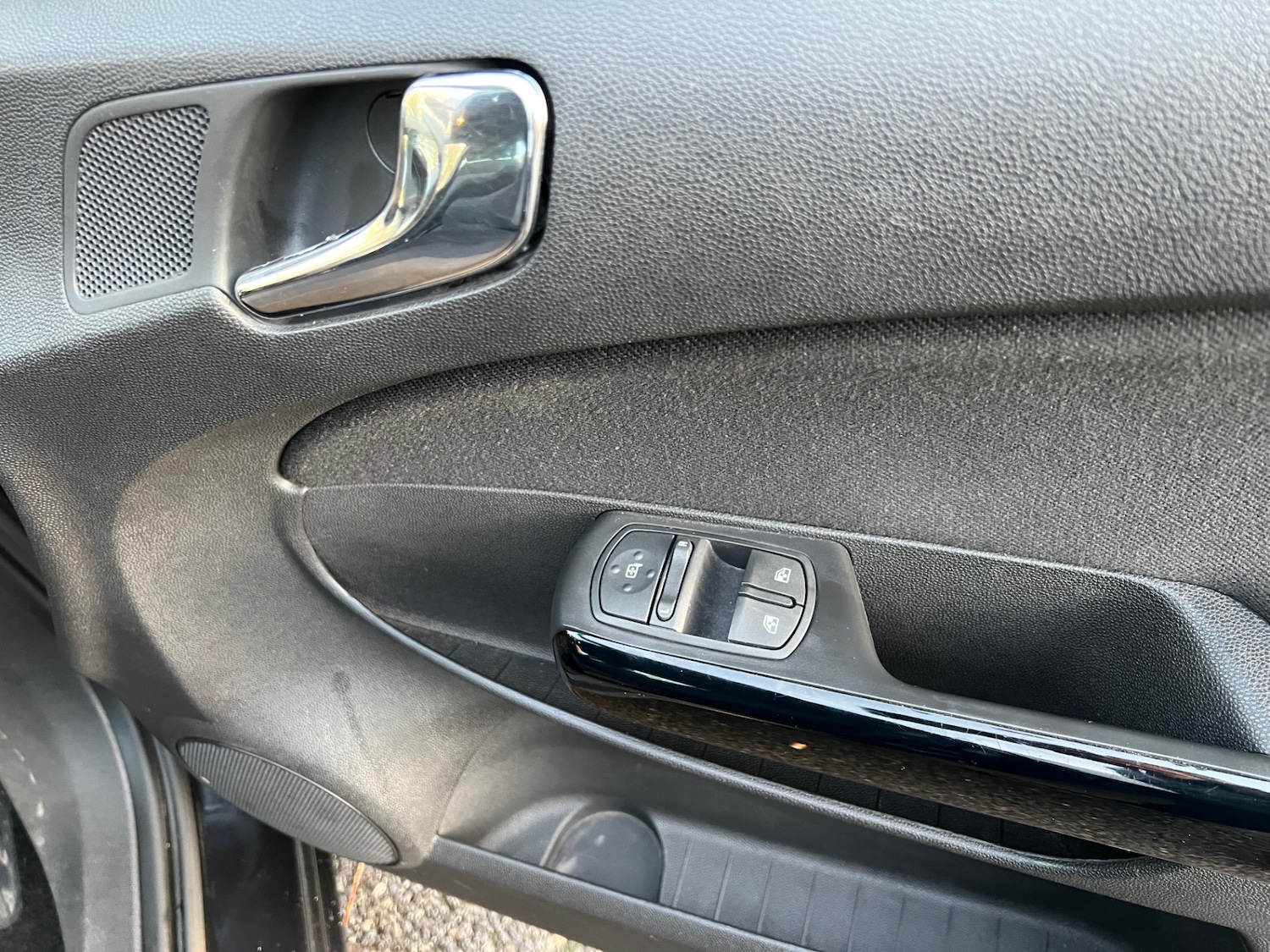 Used Vauxhall Corsa 2012 for sale - 76982519: Photo 14