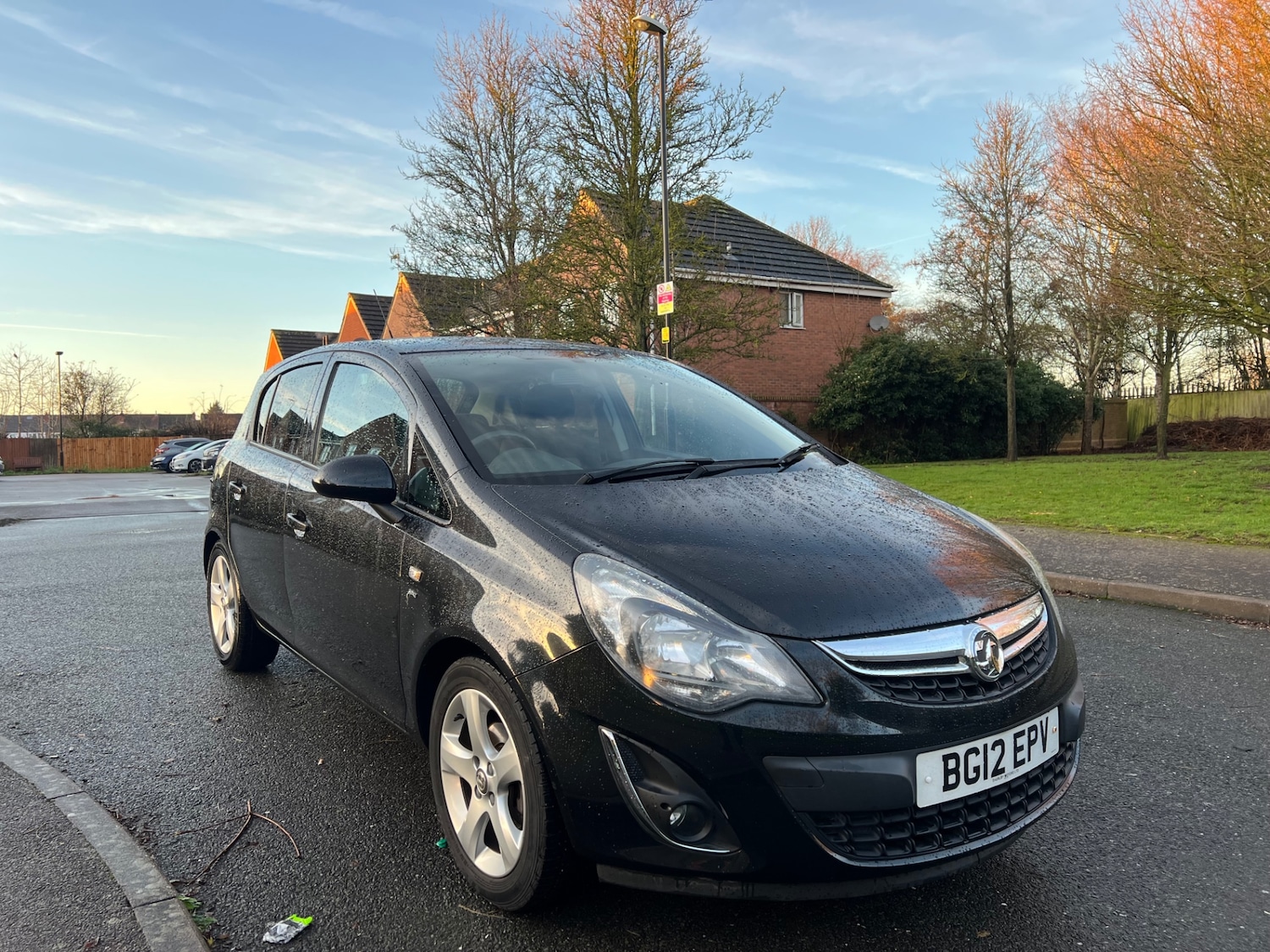 Used Vauxhall Corsa 2012 for sale - 76982519: Photo 3