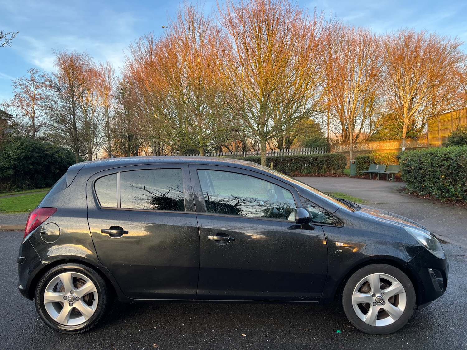 Used Vauxhall Corsa 2012 for sale - 76982519: Photo 4