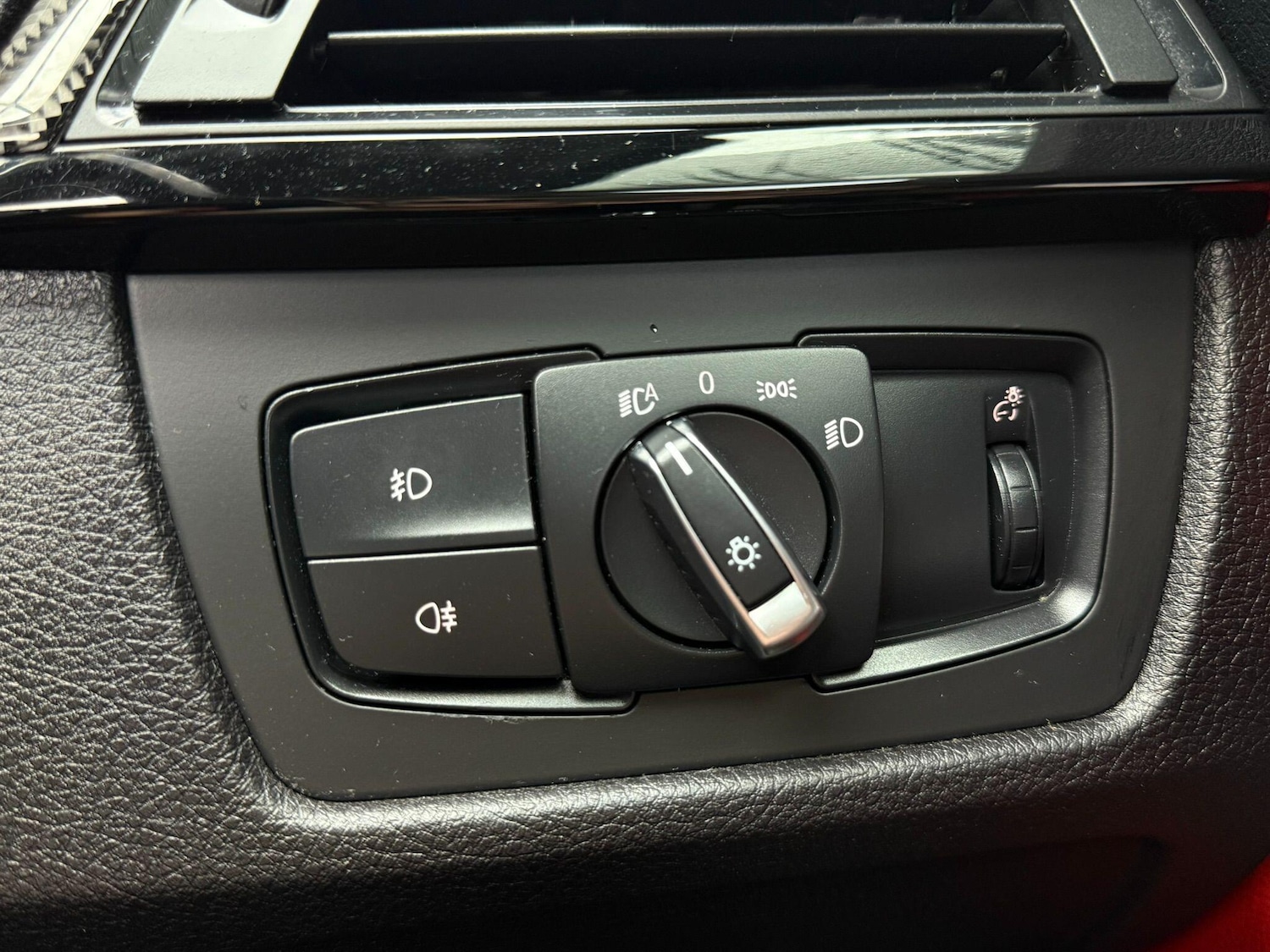 Used BMW 3 Series 2016 for sale - 76592054: Photo 27