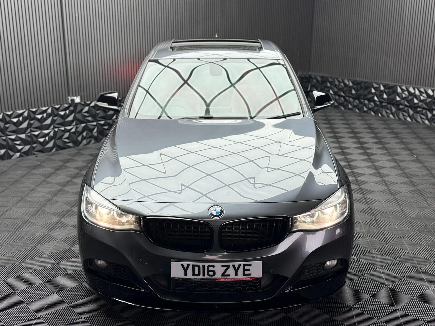 Used BMW 3 Series 2016 for sale - 76592054: Photo 3