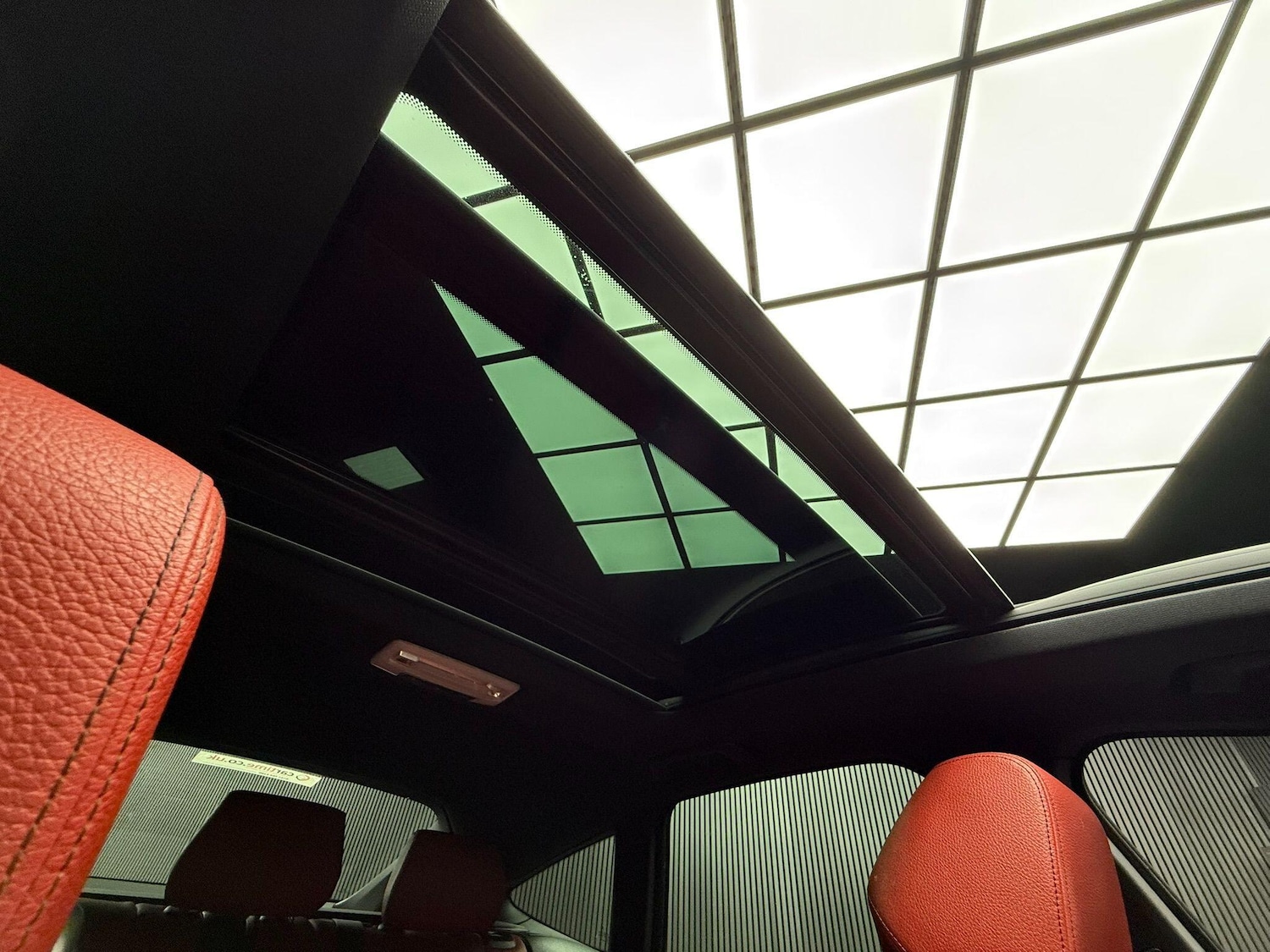 Used BMW 3 Series 2016 for sale - 76592054: Photo 60