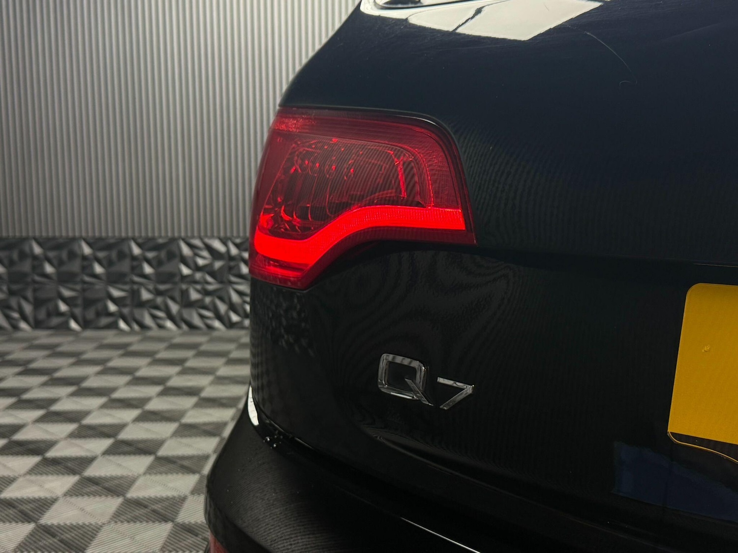 Used Audi Q7 2012 for sale - 76592954: Photo 56