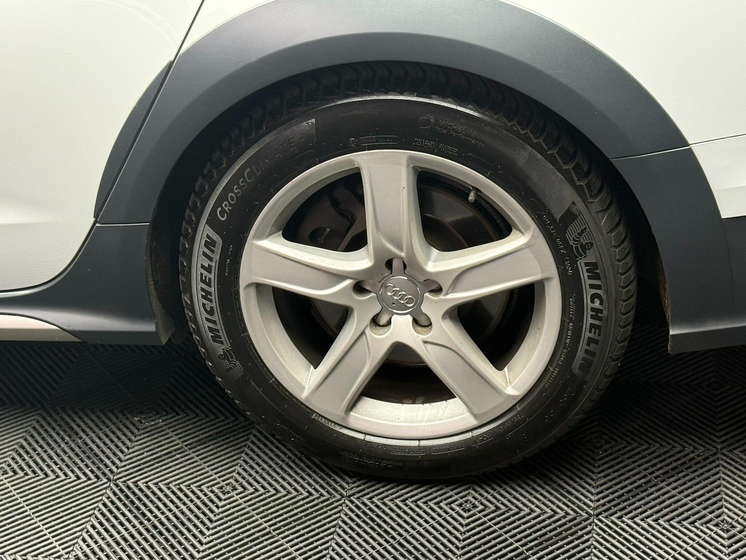 Used Audi A6 Allroad 2017 for sale - 76991966: Photo 46