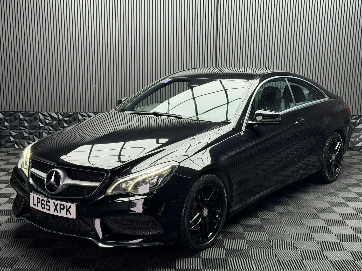 Used Mercedes-Benz E Class 2016 for sale - 77376026: Photo 11