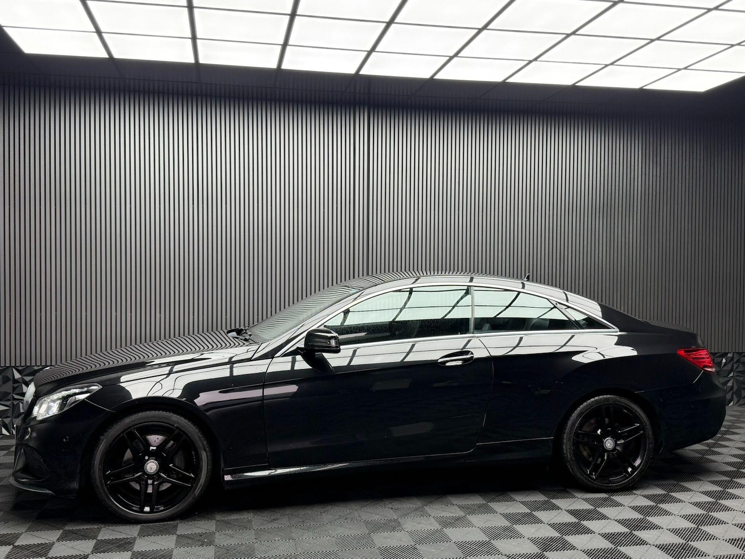 Used Mercedes-Benz E Class 2016 for sale - 77376026: Photo 14