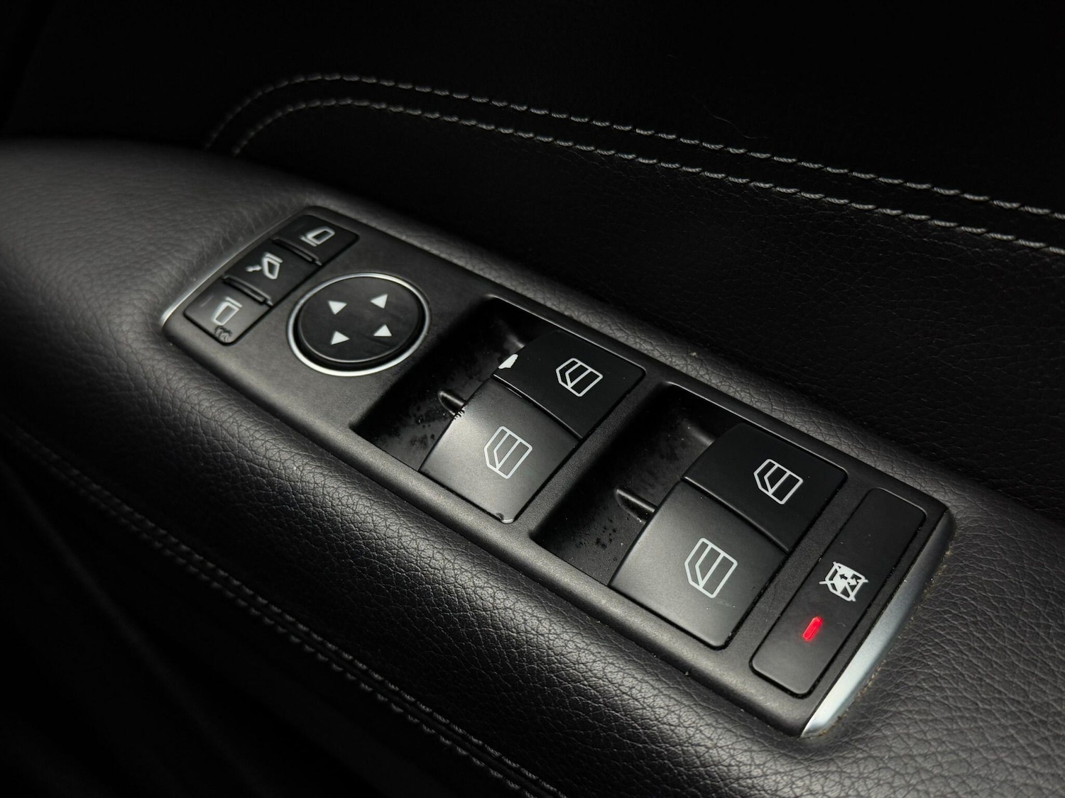 Used Mercedes-Benz E Class 2016 for sale - 77376026: Photo 25