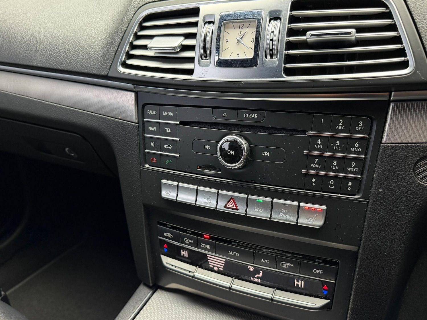 Used Mercedes-Benz E Class 2016 for sale - 77376026: Photo 42