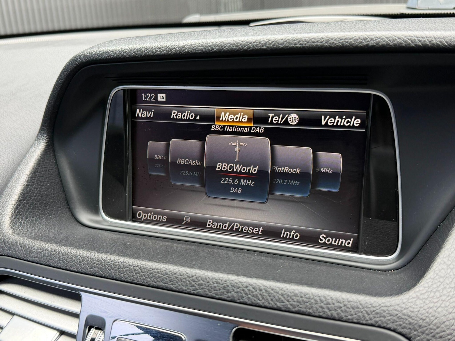 Used Mercedes-Benz E Class 2016 for sale - 77376026: Photo 45