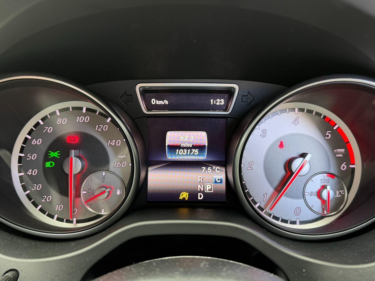 Used Mercedes-Benz GLA 2016 for sale - 77377305: Photo 45