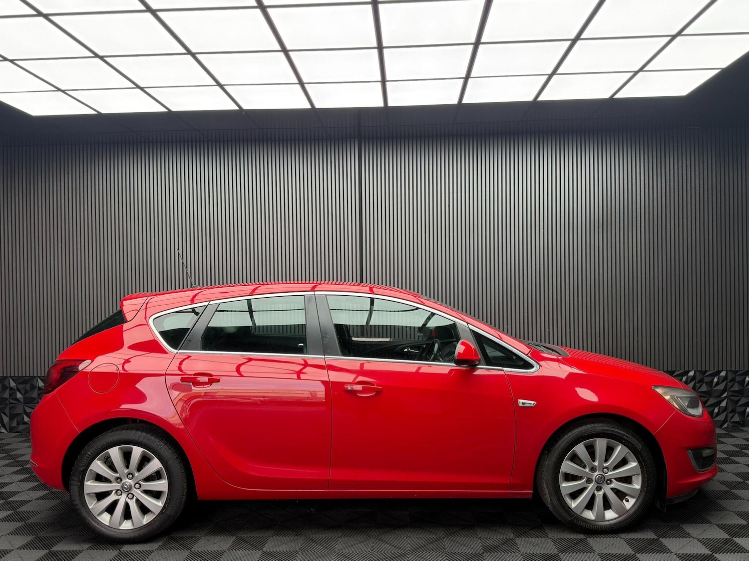 Used Vauxhall Astra 2014 for sale - 77015462: Photo 15