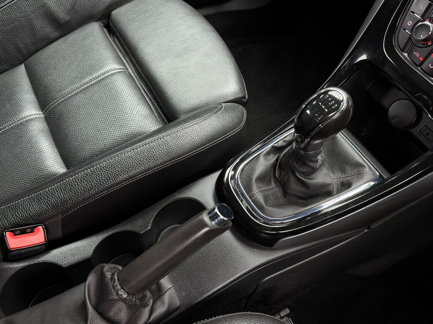 Used Vauxhall Astra 2014 for sale - 77015462: Photo 21