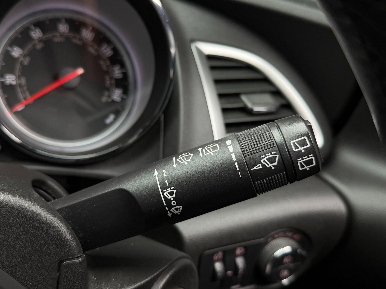 Used Vauxhall Astra 2014 for sale - 77015462: Photo 26