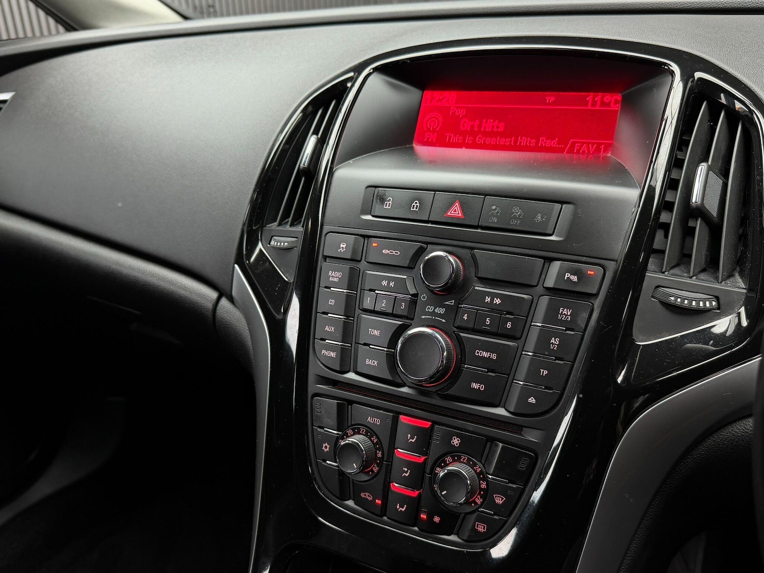 Used Vauxhall Astra 2014 for sale - 77015462: Photo 33