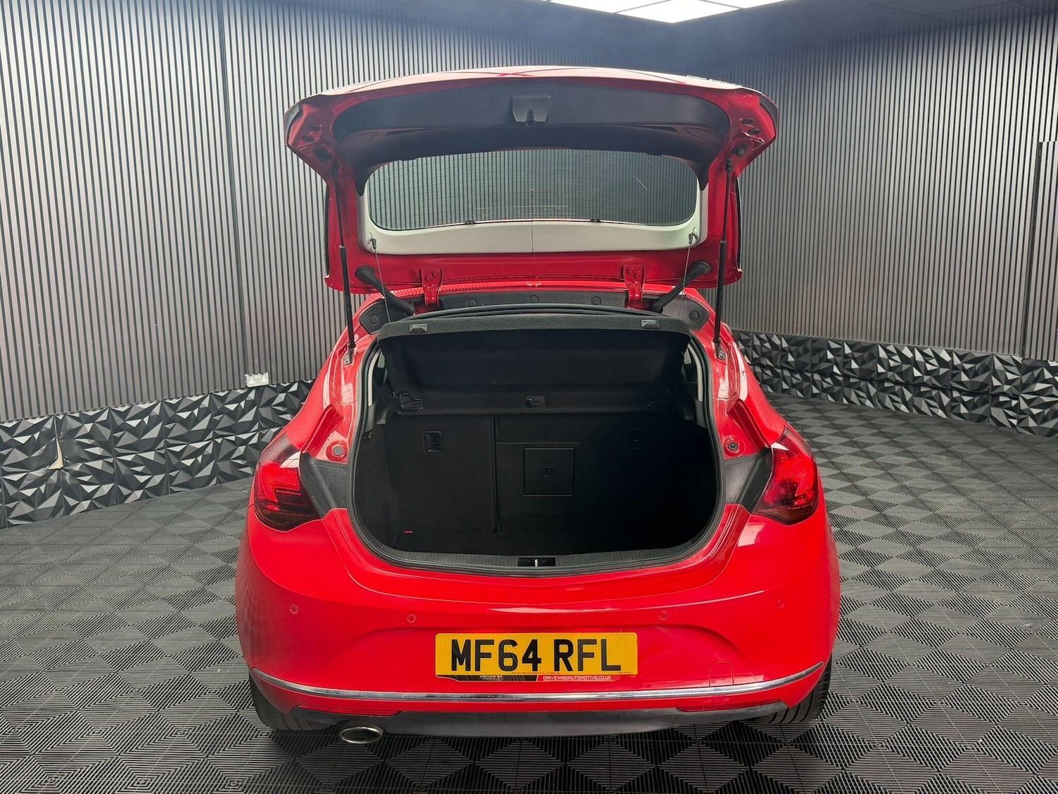 Used Vauxhall Astra 2014 for sale - 77015462: Photo 44