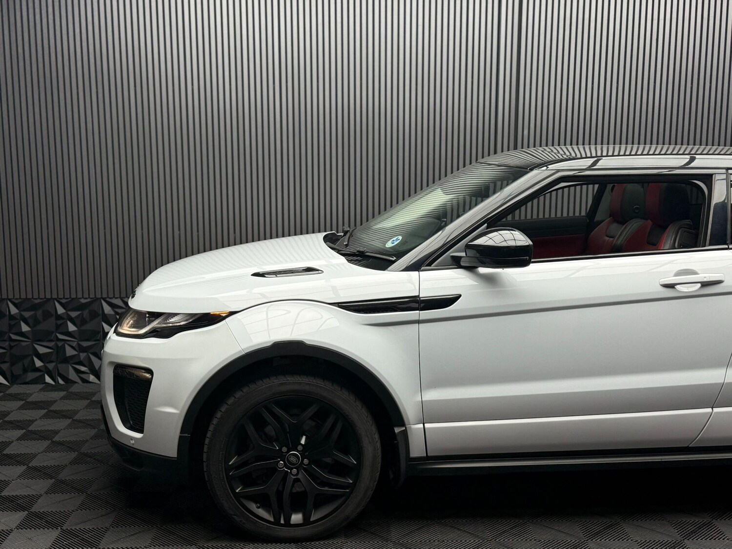 Used Land Rover Range Rover Evoque 2016 for sale - 76317737: Photo 12
