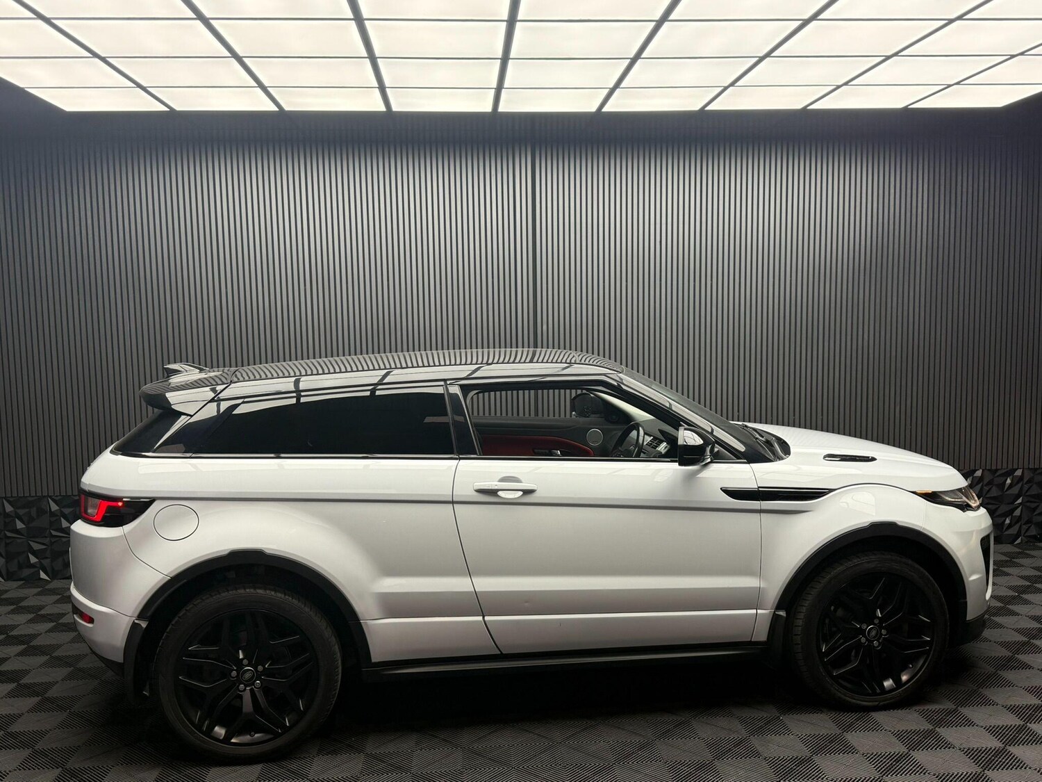 Used Land Rover Range Rover Evoque 2016 for sale - 76317737: Photo 17