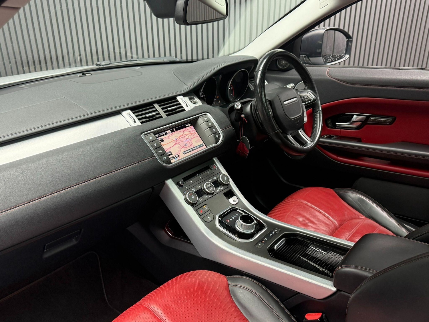 Used Land Rover Range Rover Evoque 2016 for sale - 76317737: Photo 21