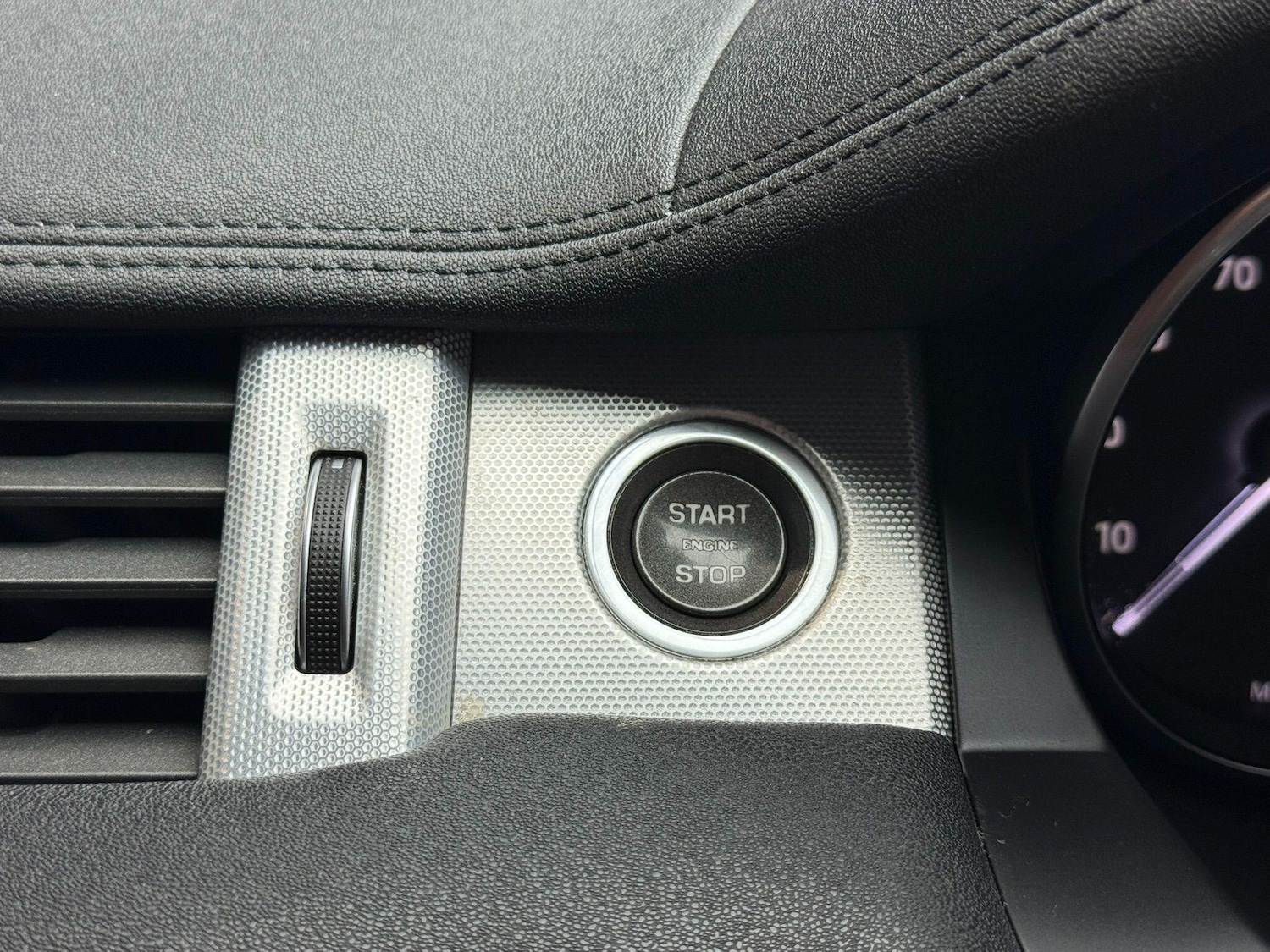 Used Land Rover Range Rover Evoque 2016 for sale - 76317737: Photo 24