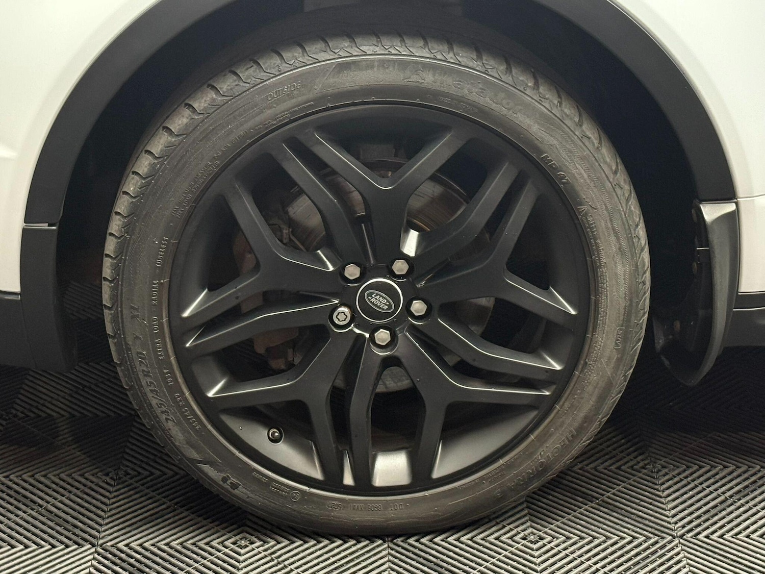 Used Land Rover Range Rover Evoque 2016 for sale - 76317737: Photo 40