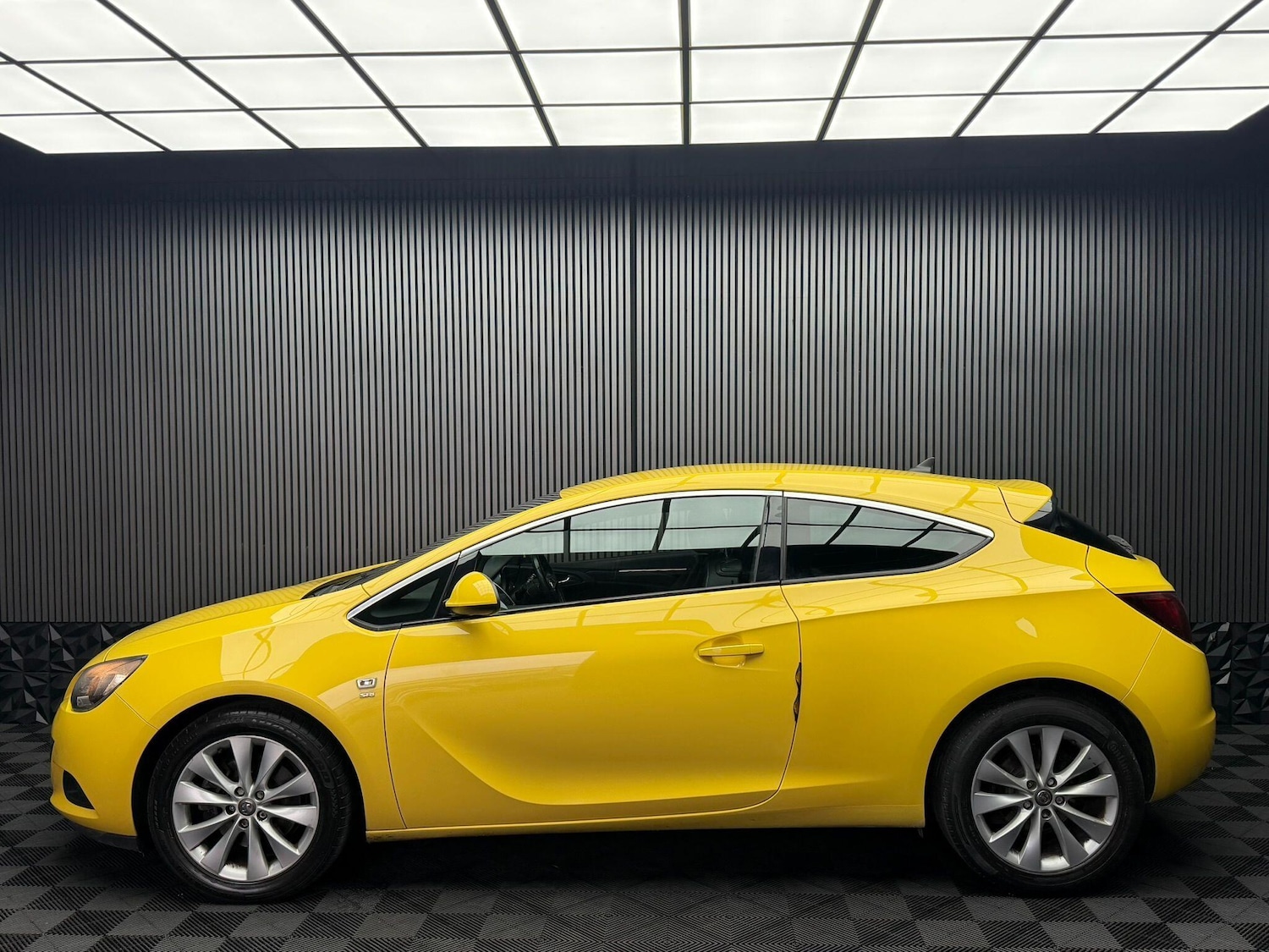 Used Vauxhall Astra GTC 2016 for sale - 77016388: Photo 12