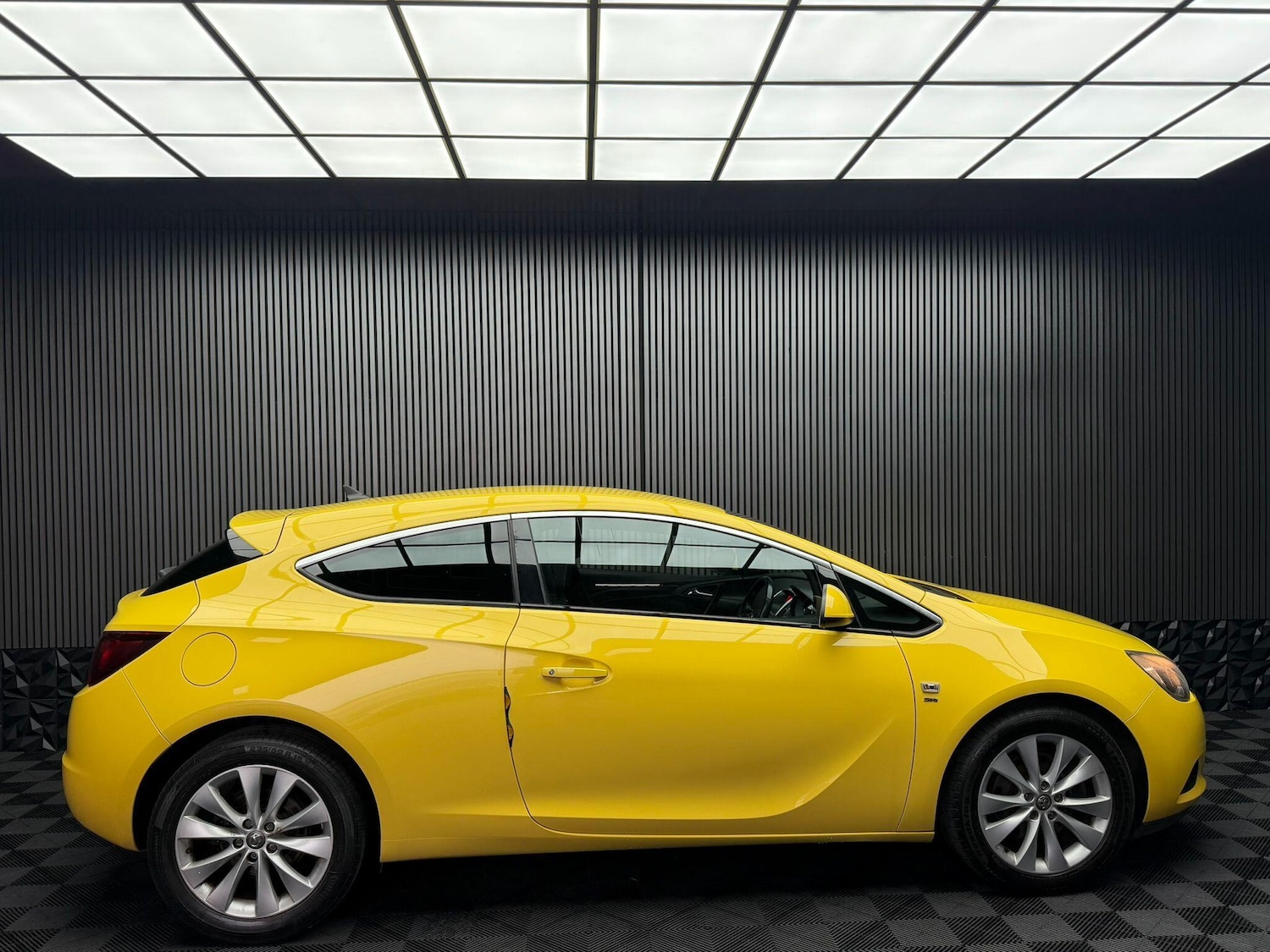 Used Vauxhall Astra GTC 2016 for sale - 77016388: Photo 14