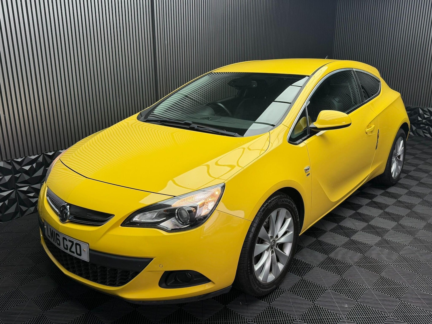 Used Vauxhall Astra GTC 2016 for sale - 77016388: Photo 4