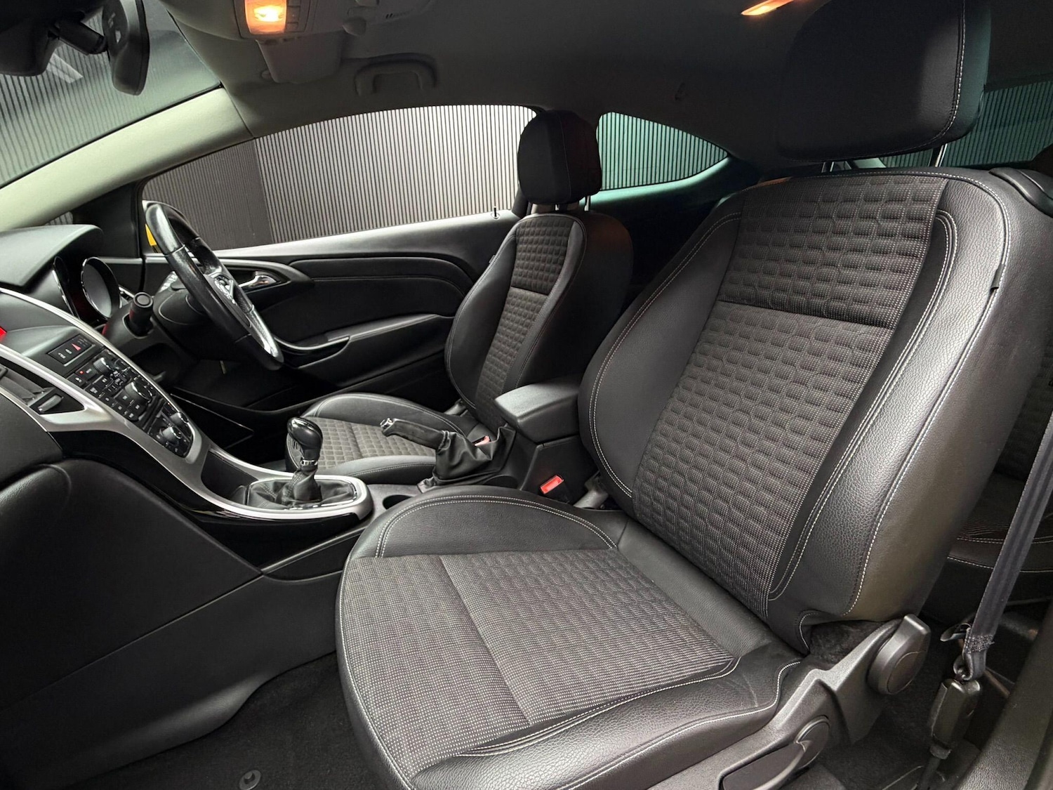 Used Vauxhall Astra GTC 2016 for sale - 77016388: Photo 42