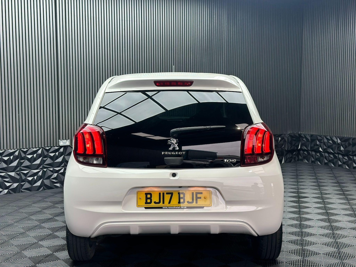 Used Peugeot 108 2017 for sale - 76317886: Photo 17