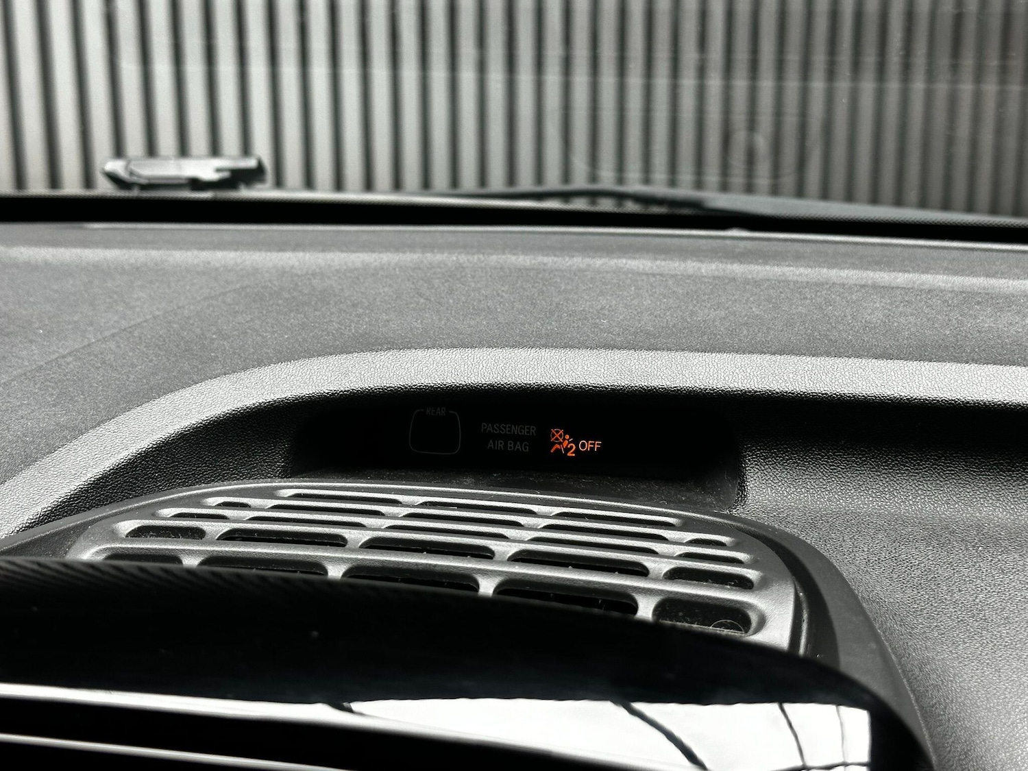 Used Peugeot 108 2017 for sale - 76317886: Photo 32