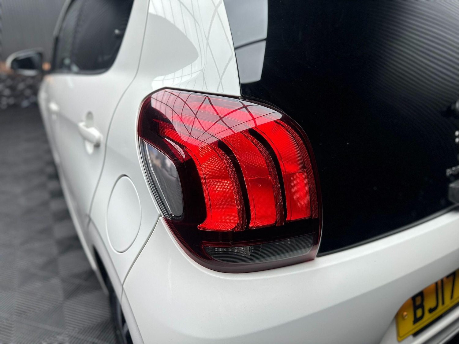 Used Peugeot 108 2017 for sale - 76317886: Photo 49