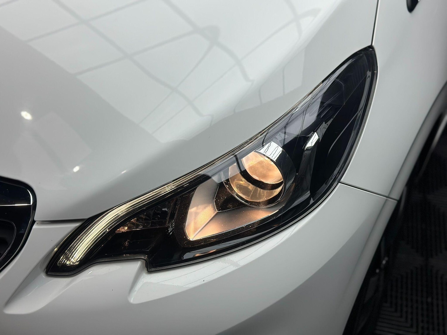 Used Peugeot 108 2017 for sale - 76317886: Photo 52