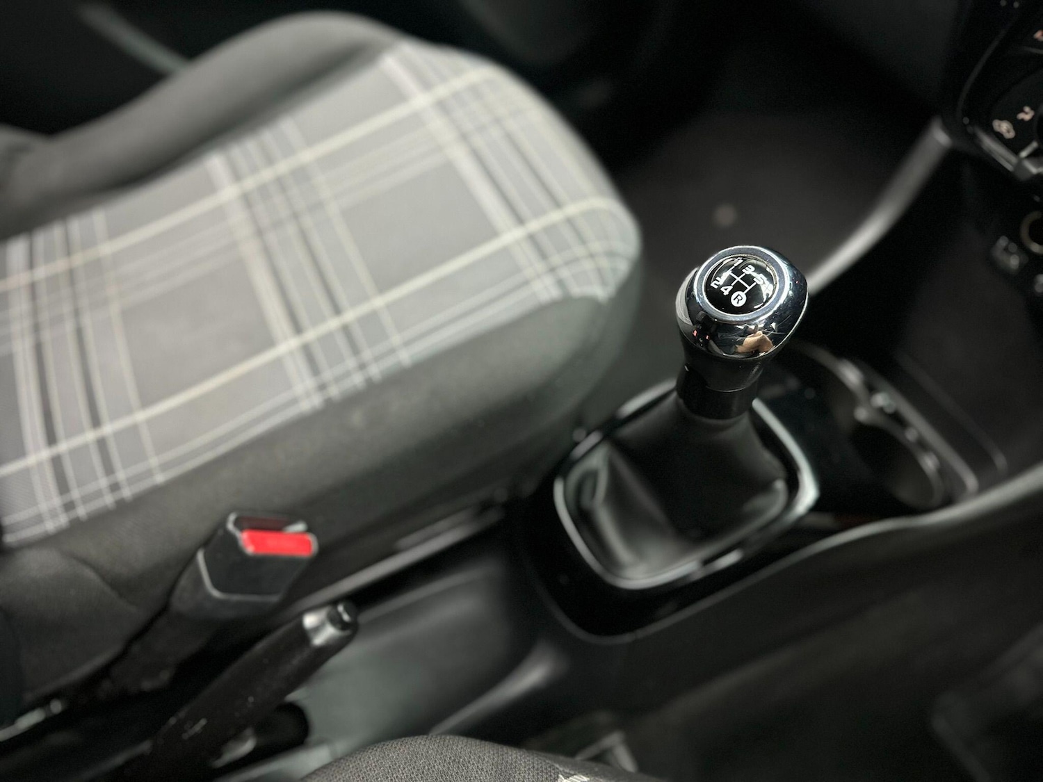 Used Peugeot 108 2017 for sale - 76317886: Photo 56