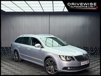 Used Skoda Superb 2014 for sale - 78622360: Photo
