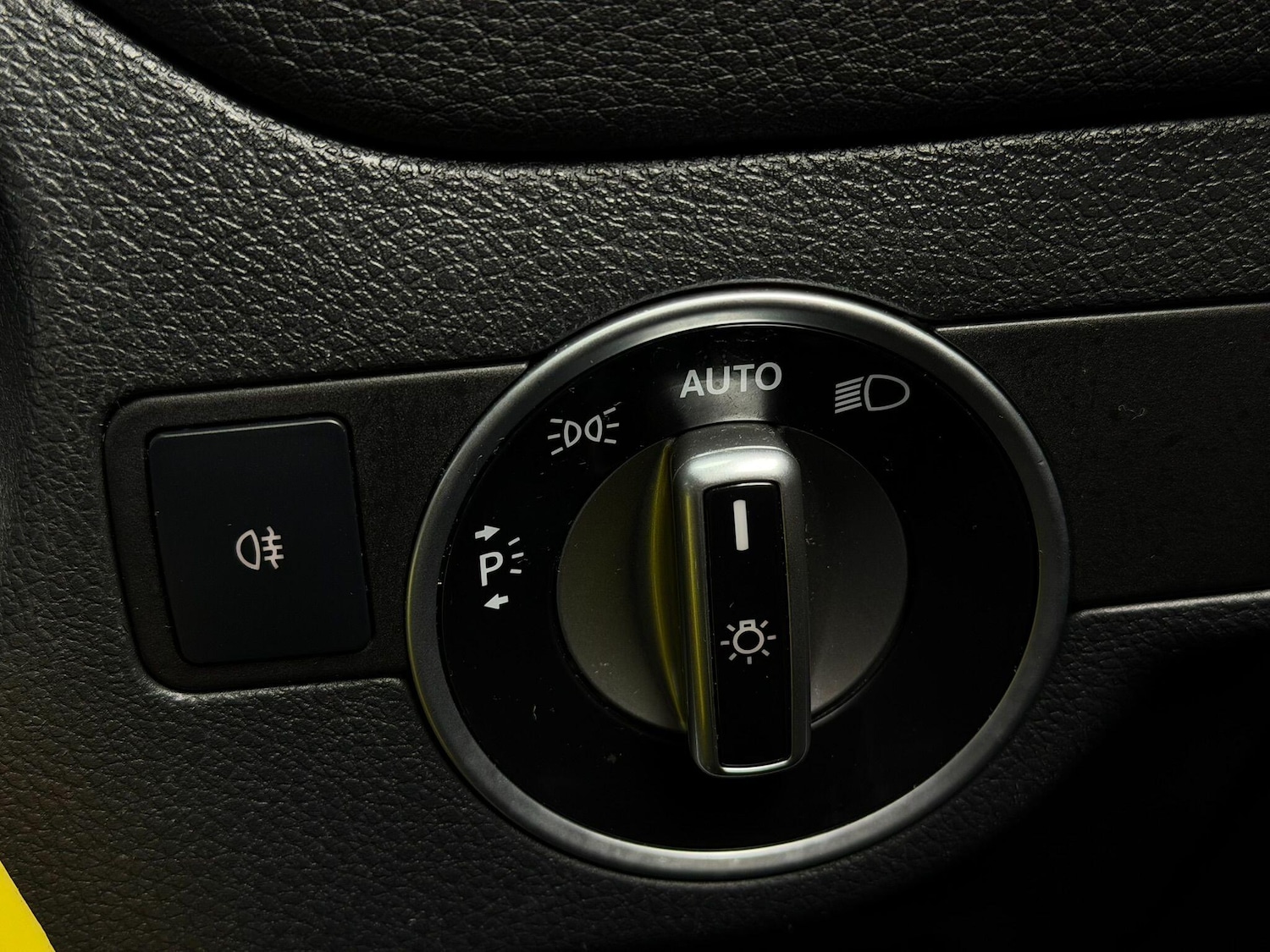 Used Mercedes-Benz CLA 2015 for sale - 77016793: Photo 24