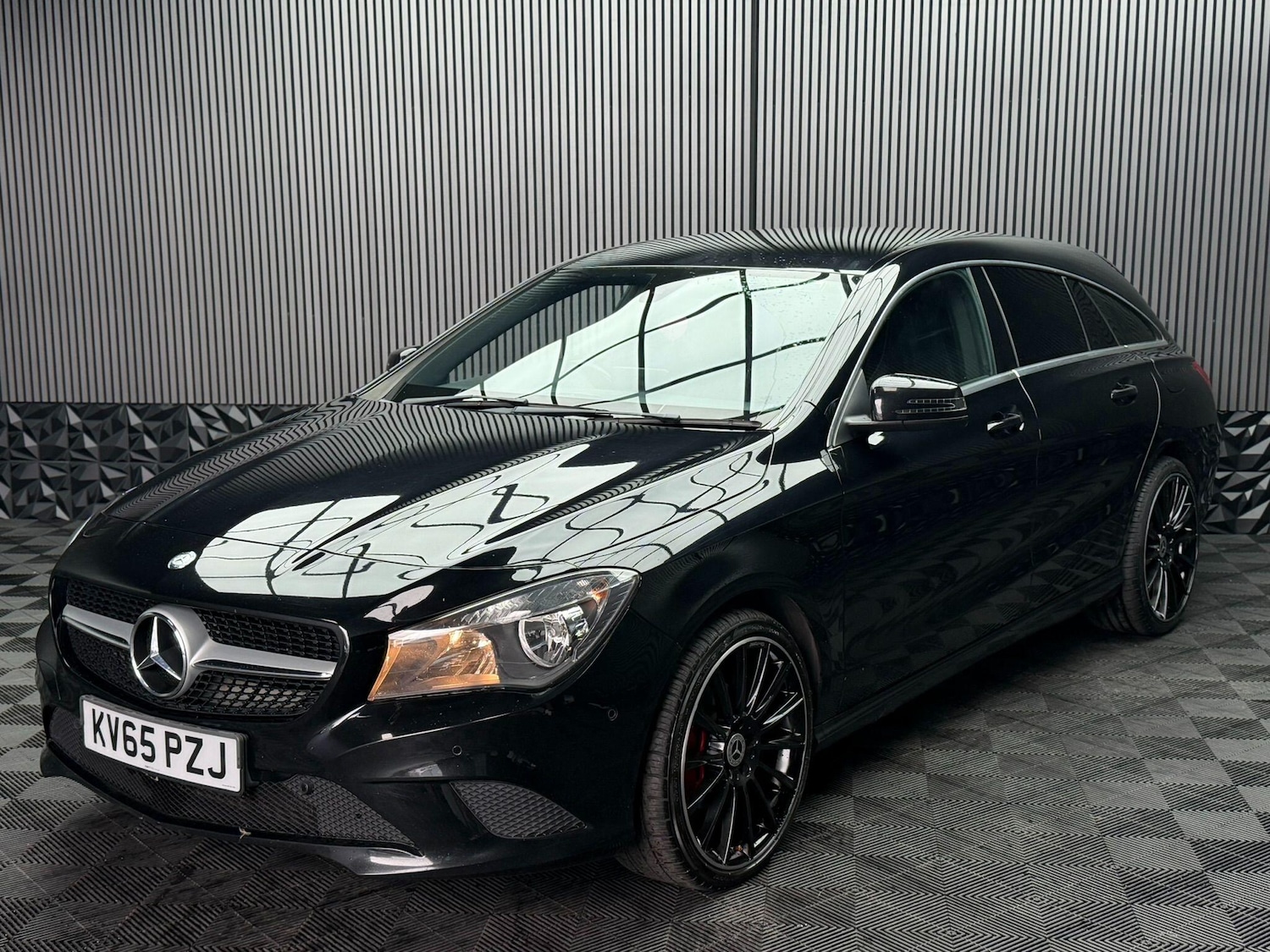 Used Mercedes-Benz CLA 2015 for sale - 77909350: Photo 11