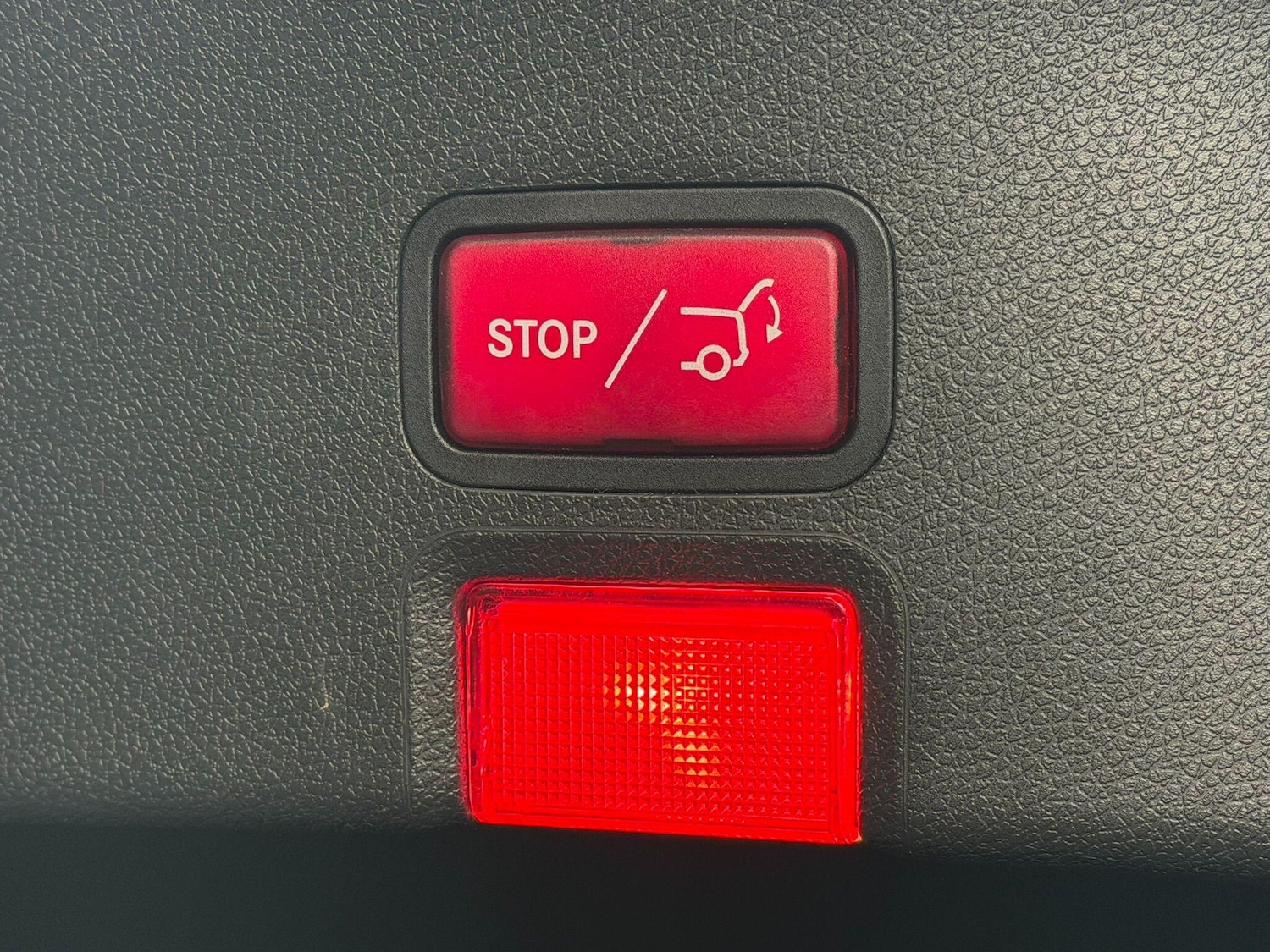 Used Mercedes-Benz CLA 2015 for sale - 77909350: Photo 23