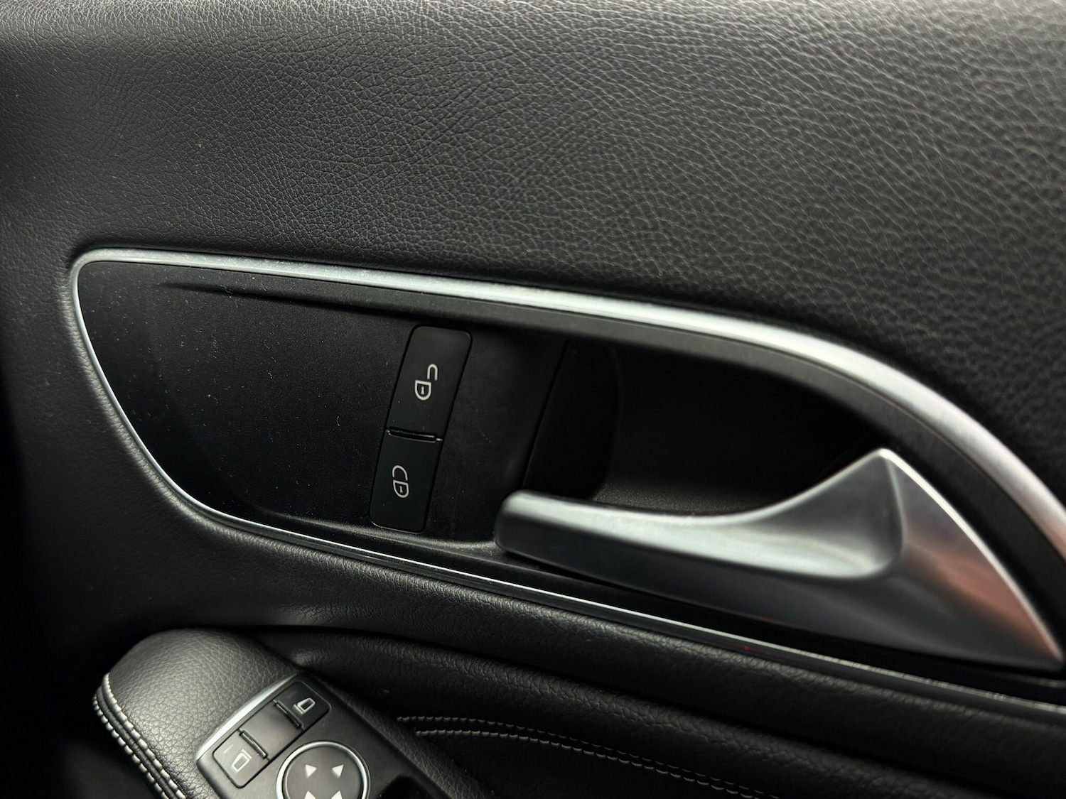 Used Mercedes-Benz CLA 2015 for sale - 77909350: Photo 25